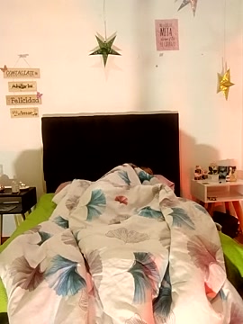 Living_Liner naked stripping on cam for live sex video chat