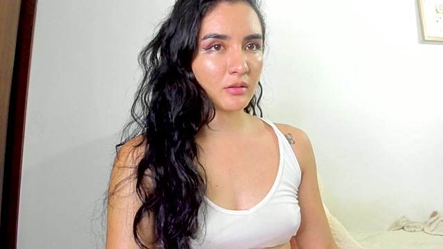 misstiana_ naked stripping on cam for live sex video chat