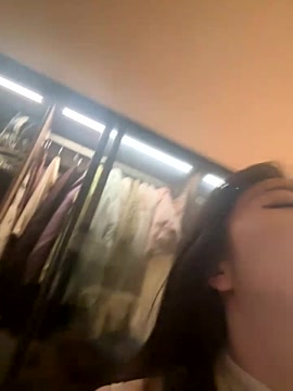–Olivia– naked stripping on cam for live sex video chat