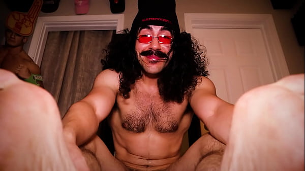 POV you’re a big juicy sexy bug and you bout to get squashed (porn for ants??) (degradation for ants???) (Being kink-shamed is your stupid little kink) (laughing and pointing at your tiny genitals, your silly worthless reproductive organs)