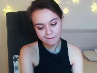 RoxyRouse nude on cam – live sex chat
