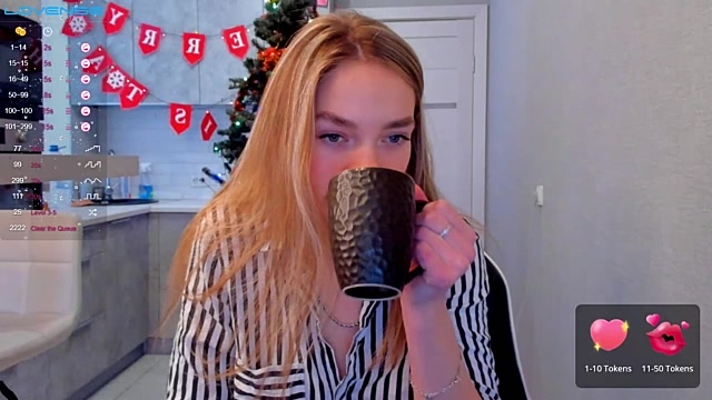 SallyLoys naked stripping on cam for live sex video chat
