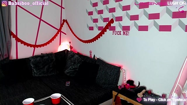 BabsiBoo naked stripping on cam for live sex video chat