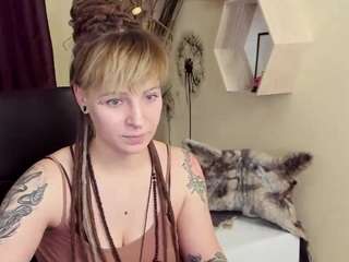 BeautyBaylee nude on cam – live sex chat