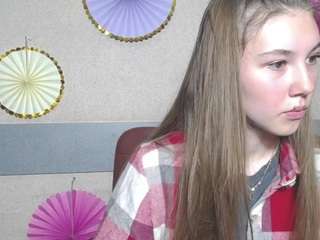 DaikotaParis nude on cam – live sex chat