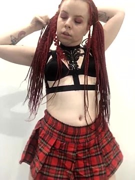 LisaxBerry naked stripping on cam for live sex video chat
