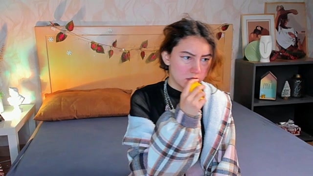 NancyKing naked stripping on cam for live sex video chat