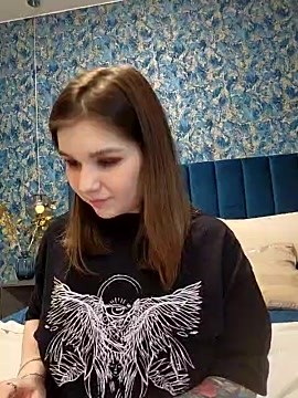 PumaShy naked stripping on cam for live sex video chat