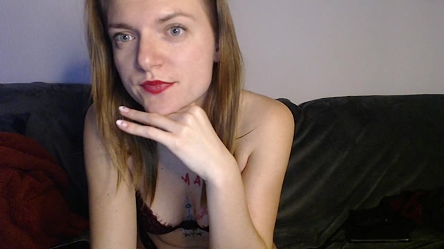Sexycamillevipp naked stripping on cam for live sex video chat