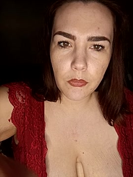 X-beautycurvy-X naked stripping on cam for live sex video chat
