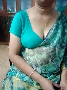 alamukaviya naked stripping on cam for live sex video chat