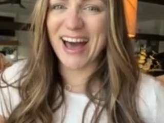 American-Honey nude on cam – live sex chat