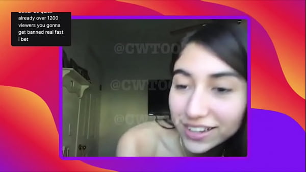 chica asturbándose en directo en twittch