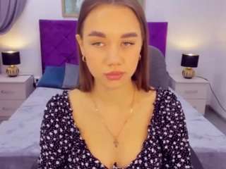 ErinBarns nude on cam – live sex chat