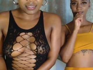 Hotreah nude on cam – live sex chat
