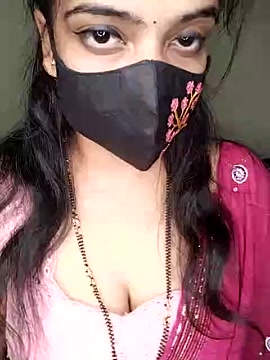 Indianhotrashmi naked stripping on cam for live sex video chat