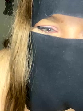 maaya_arab naked stripping on cam for live sex video chat