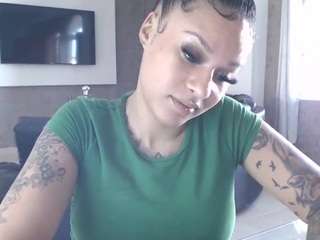 Mulattomamii fully nude on webcam – live sex chat