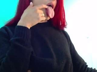 Valery-8 fully nude on webcam – live sex chat