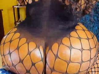 ALISHA IN WHORELAND fully nude on webcam – live sex chat