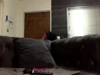 DORATHY fully nude on webcam – live sex chat