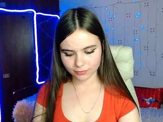 Karin-Chik fully nude on webcam – live sex chat