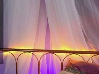 MayaMeow fully nude on webcam – live sex chat