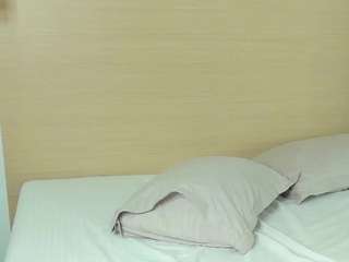 Meganficher fully nude on webcam – live sex chat
