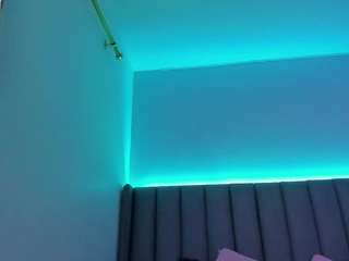 Roxana-connor fully nude on webcam – live sex chat