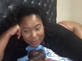 Daniellladior fully nude on webcam – live sex chat