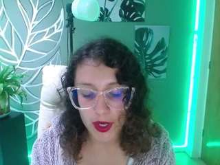 Valentinacasallas fully nude on webcam – live sex chat