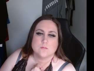 Vanitythick fully nude on webcam – live sex chat