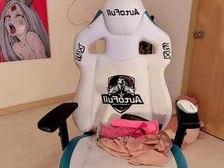 Zackycha fully nude on webcam – live sex chat