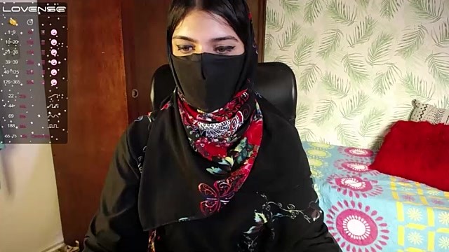 Anissa- nude stripping on webcam for live sex video chat