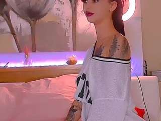ElektraStar fully nude on webcam – live sex chat