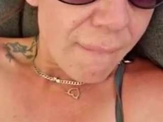 Filledebois fully nude on webcam – live sex chat