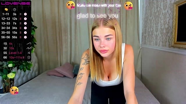 Kittii_ nude stripping on webcam for live sex video chat