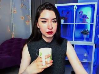 LilyThompsonX fully nude on webcam – live sex chat
