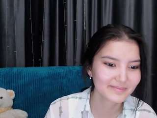 MinaHin fully nude on webcam – live sex chat