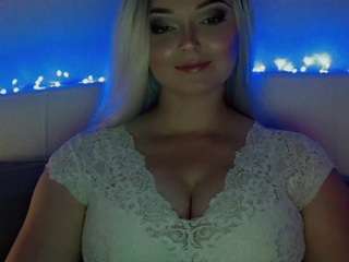 Oh-my-lover fully nude on webcam – live sex chat