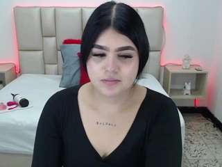 Samanthaacooper fully nude on webcam – live sex chat