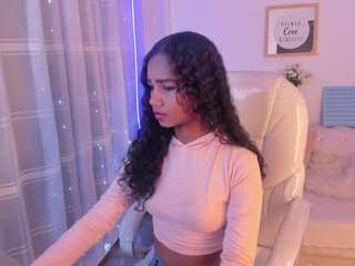 TATY fully nude on webcam – live sex chat