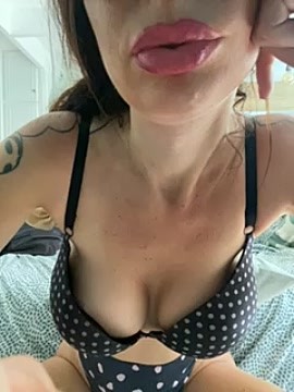 Terrors_3 nude stripping on webcam for live sex video chat