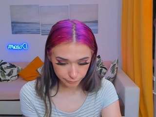 Kate-Uix fully nude on webcam – live sex chat
