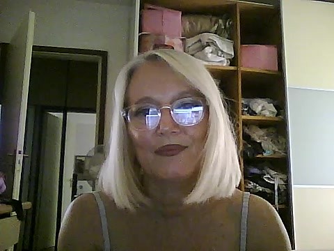 Kikkastar nude stripping on webcam for live sex video chat