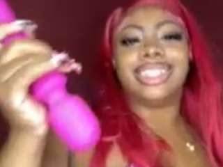 Milkybabii fully nude on webcam – live sex chat