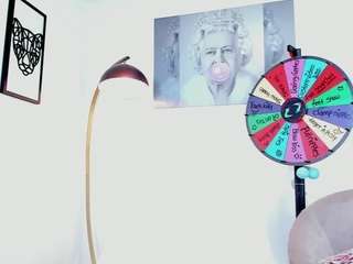 MissNiley fully nude on webcam – live sex chat