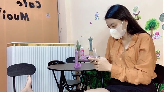 Muoi_Coffee nude stripping on webcam for live sex video chat