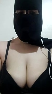 Nayrabe nude stripping on webcam for live sex video chat