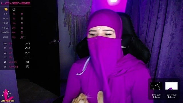 Saalma_isawwi nude stripping on webcam for live sex video chat
